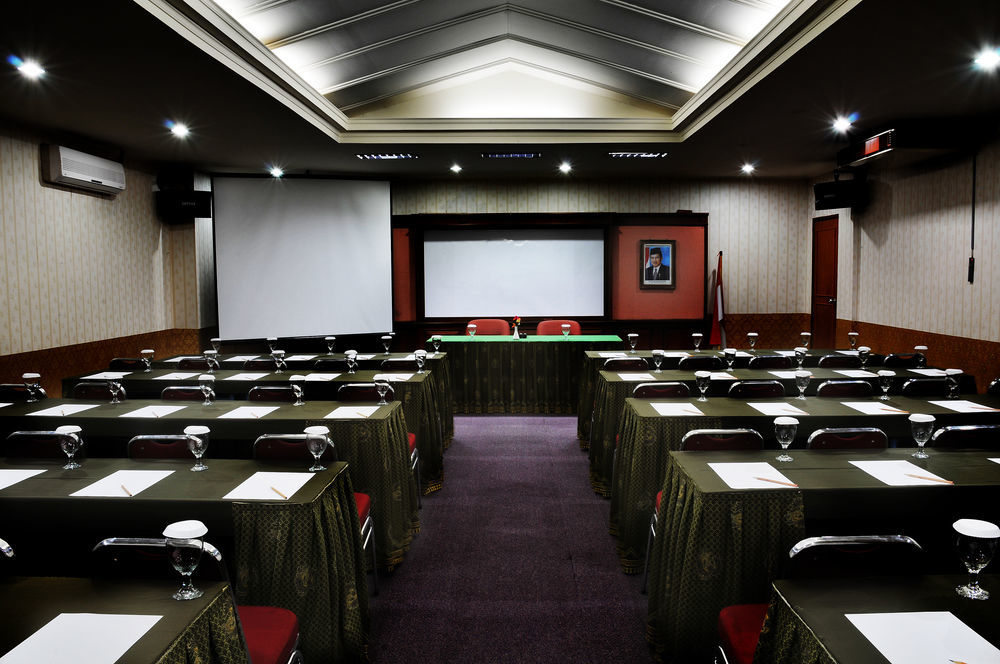 Hotel Anugerah Παλεμπάνγκ Εξωτερικό φωτογραφία