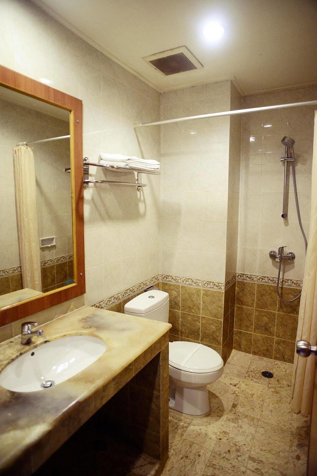 Hotel Anugerah Παλεμπάνγκ Εξωτερικό φωτογραφία