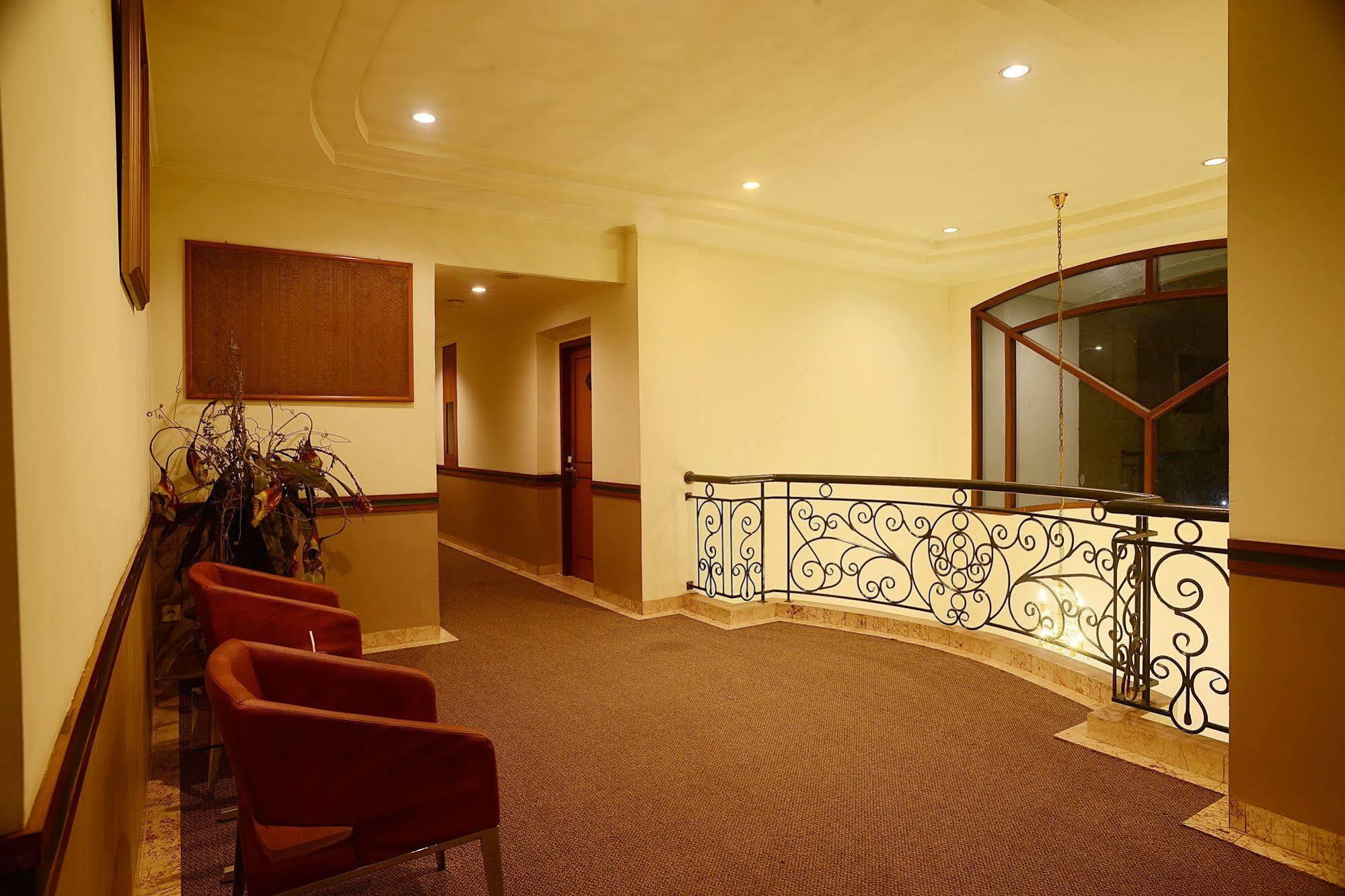 Hotel Anugerah Παλεμπάνγκ Εξωτερικό φωτογραφία